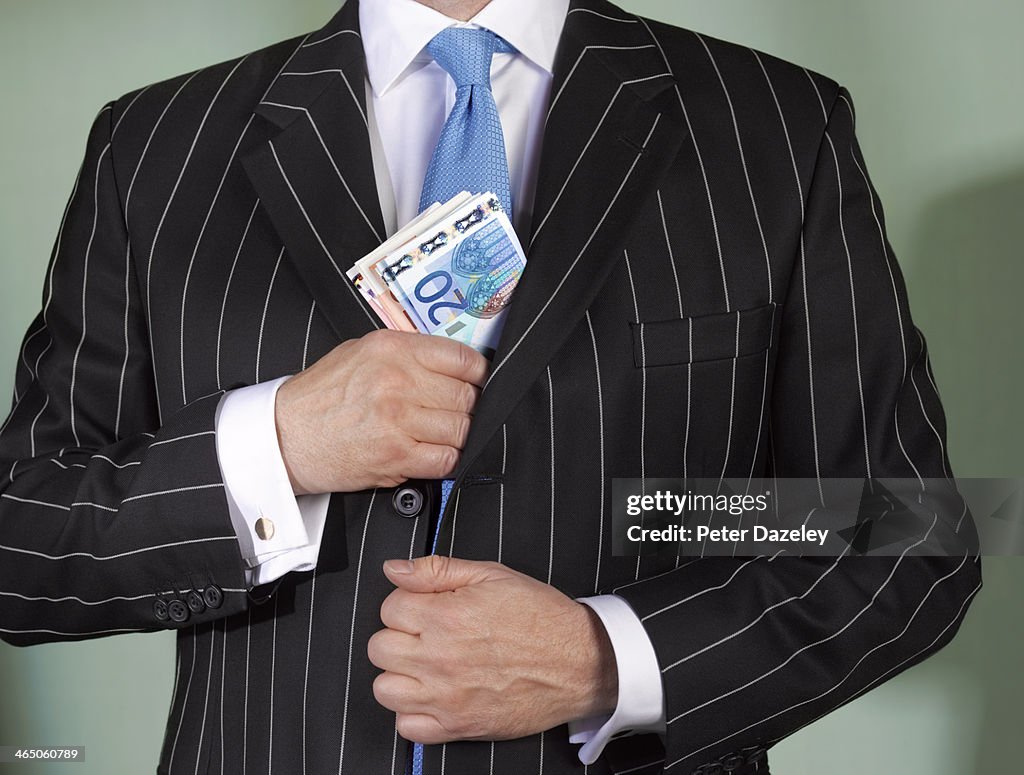 Financial advisor with euro currency