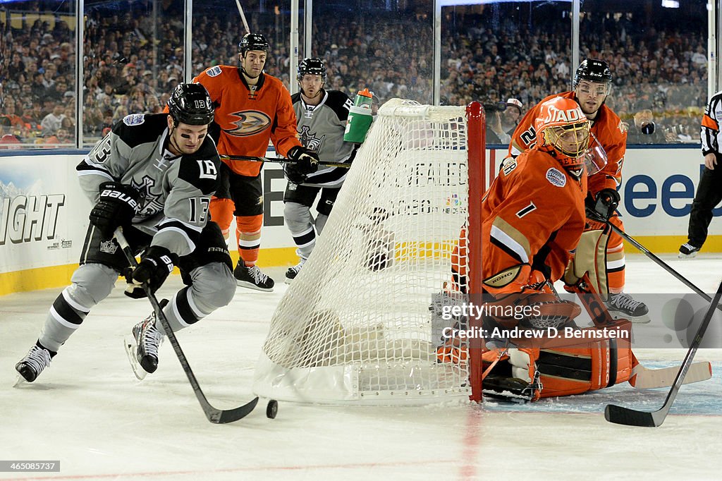 2014 Coors Light Stadium Series - Anaheim Ducks vs Los Angeles Kings