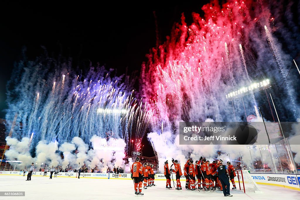 2014 Coors Light NHL Stadium Series - Anaheim Ducks v Los Angeles Kings