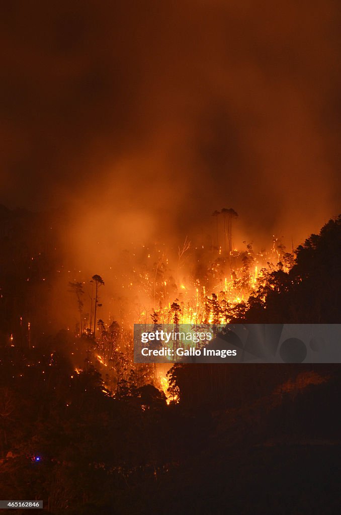 Multiple Fires Break Out in Cape Town