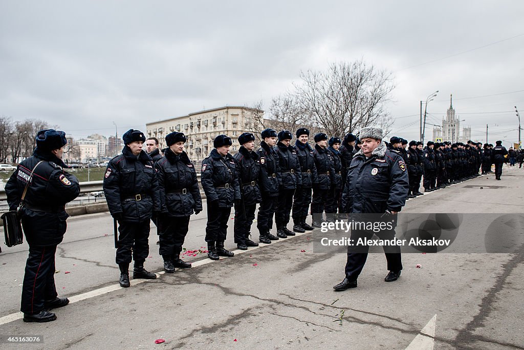 Mourners Attend Funeral Of Murdered Politician Boris Nemtsov