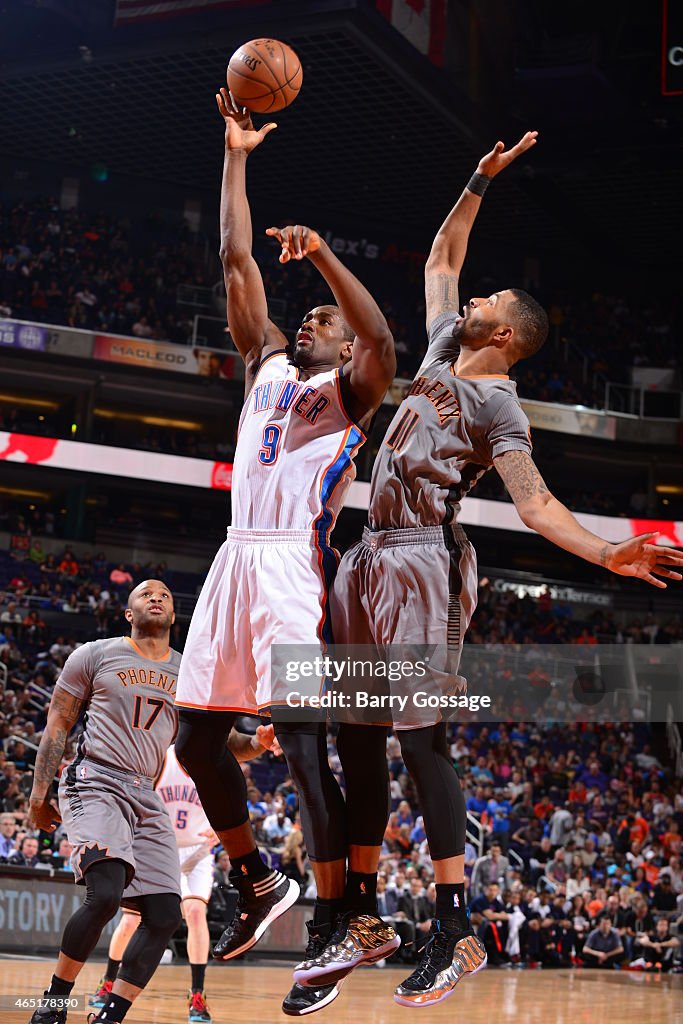 Oklahoma City Thunder v Phoenix Suns