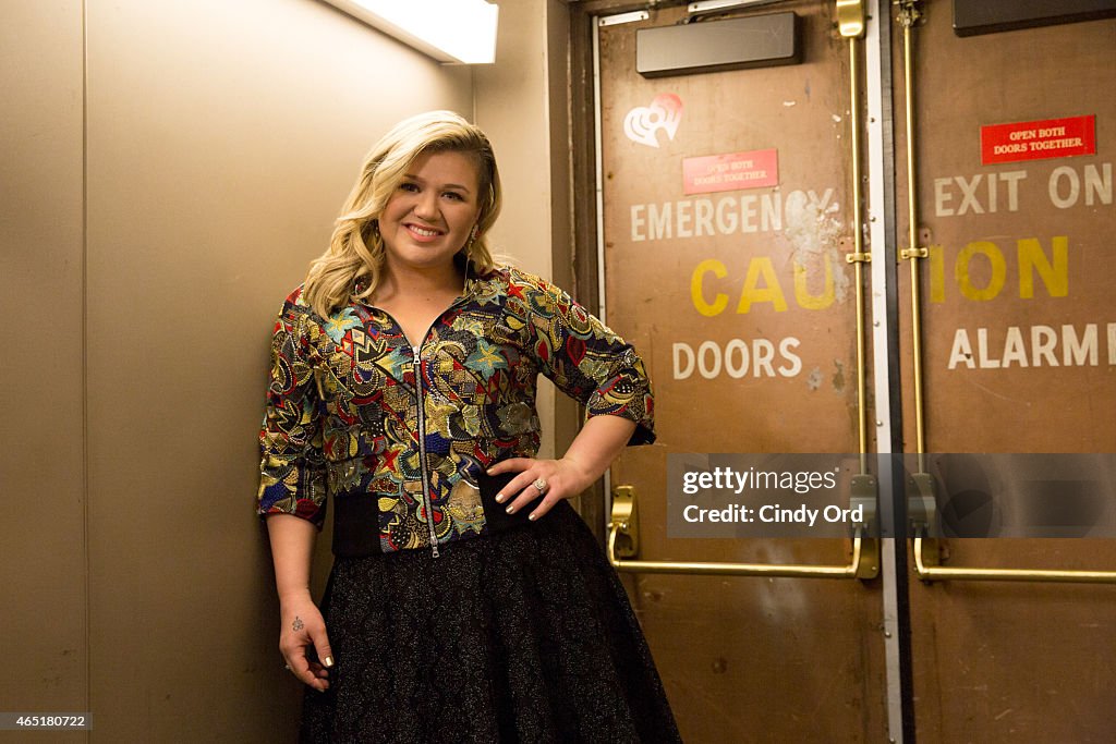 Kelly Clarkson Gives An Exclusive Performance At The iHeartRadio Theater