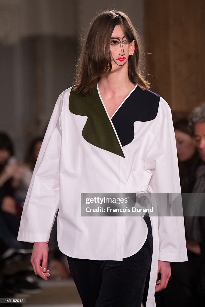 Jacquemus : Runway - Paris Fashion Week Womenswear Fall/Winter 2015/2016