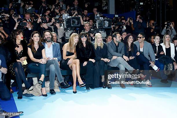 Pat de la Huerta, Lara Micheli, her companion Frederic Beigbeder, Malgosia Bela, Emmanuelle Alt, Aymeline Valade, Gilles Lellouche, Alice Belaidi,...