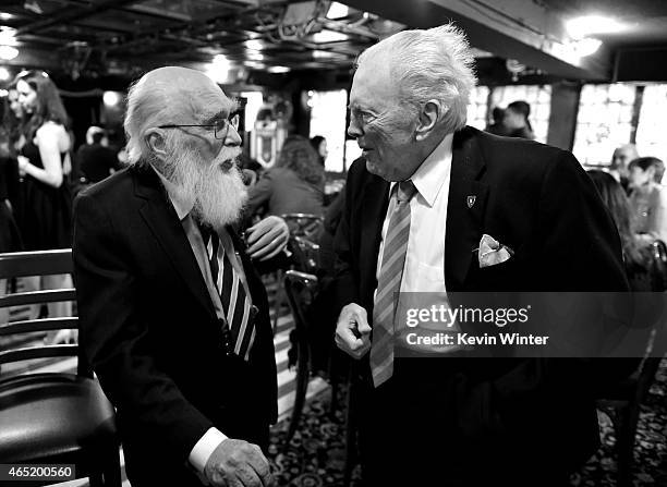 Magician Randi Mark Wilson (Magician) Photos and Premium High Res Pictures - Getty Images
