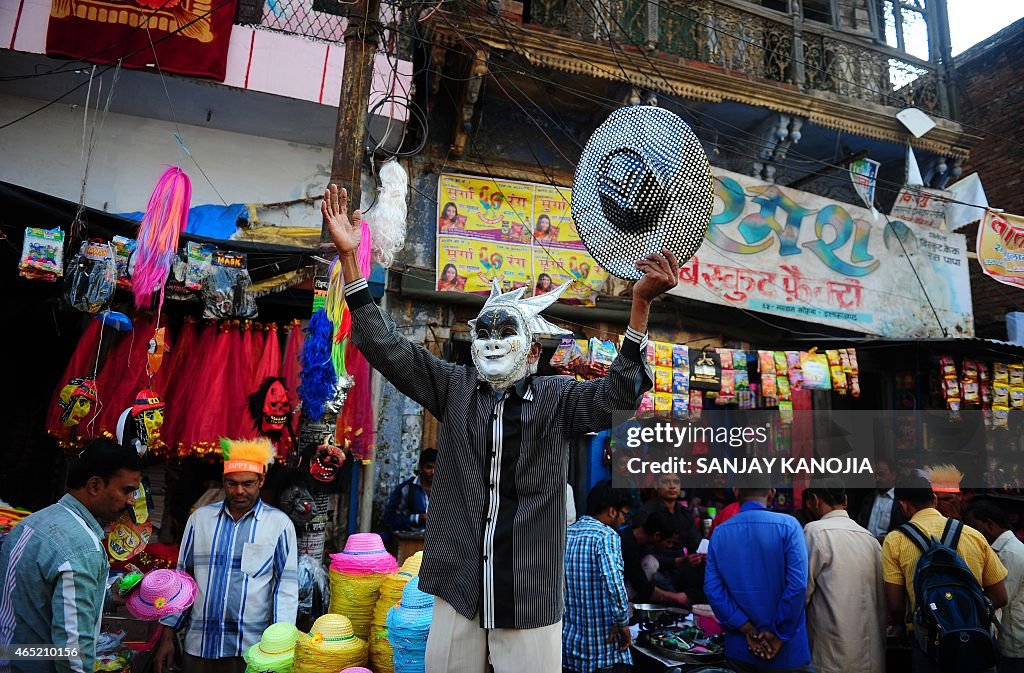 INDIA-RELIGION-FESTIVAL-HOLI