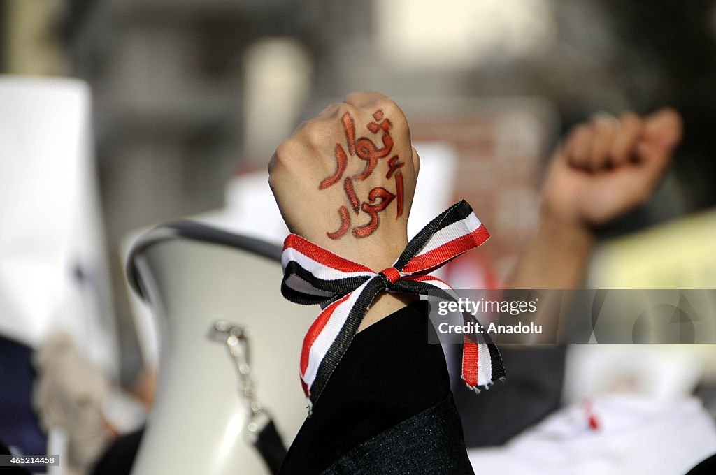 Yemenis hold Anti-Houthi demonstration in Sanaa