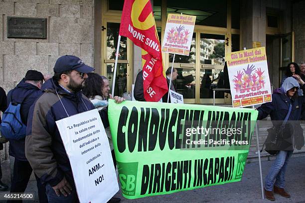 Protest of ANM workers against the measure of the company that states that the workers are unfit to drive because of the health problem occurs. The...