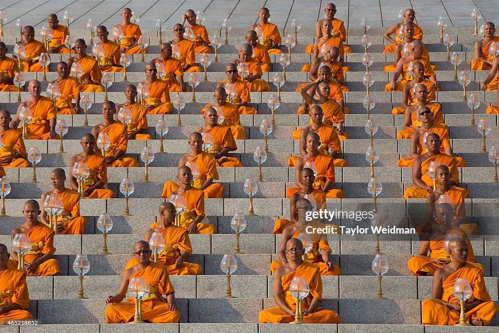 Buddhists Gather To Celebrate Makha Bucha Festival