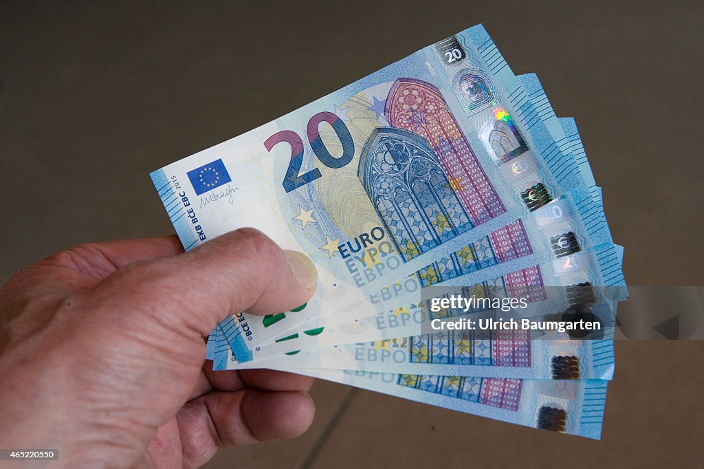 Presentation New 20 Euro Banknote