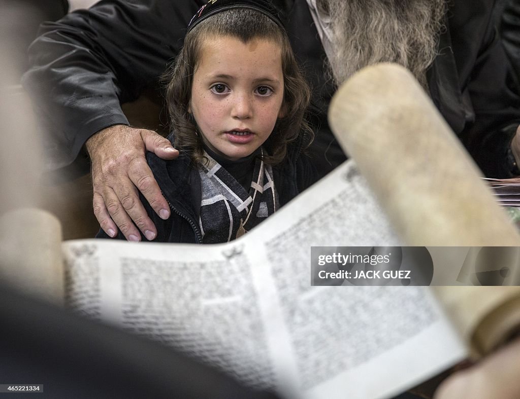 ISRAEL-RELIGION-JEWISH-PURIM