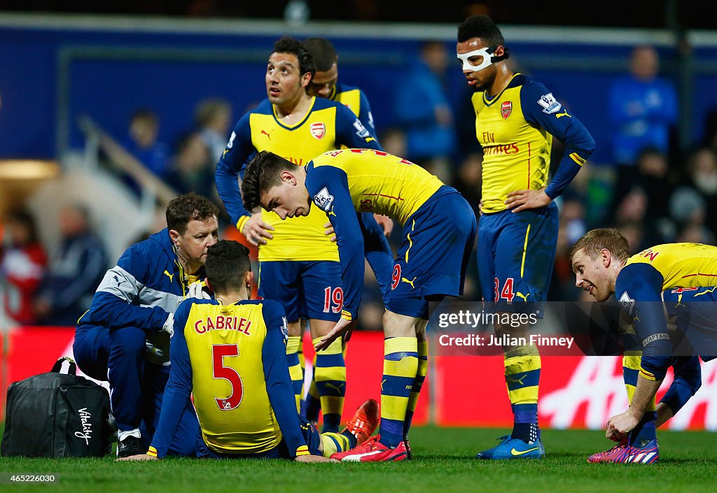 Queens Park Rangers v Arsenal - Premier League