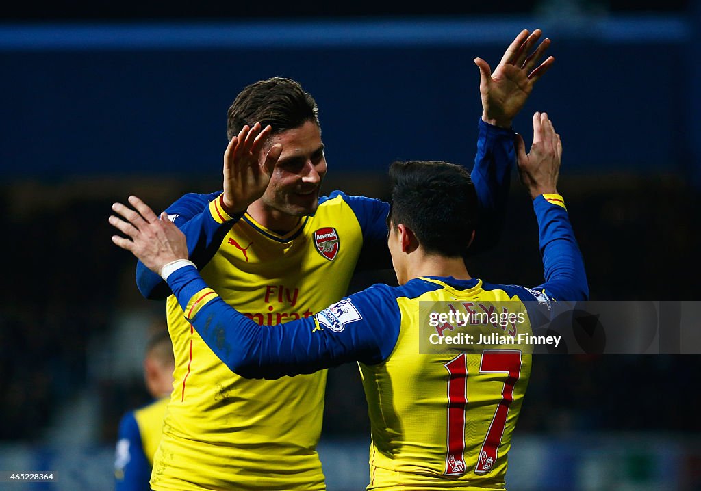 Queens Park Rangers v Arsenal - Premier League