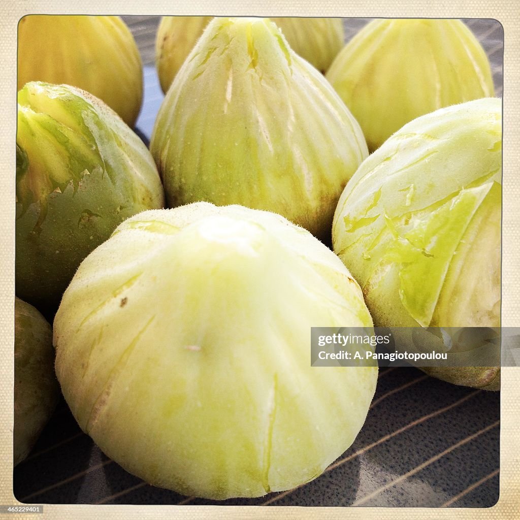 Figs on plate