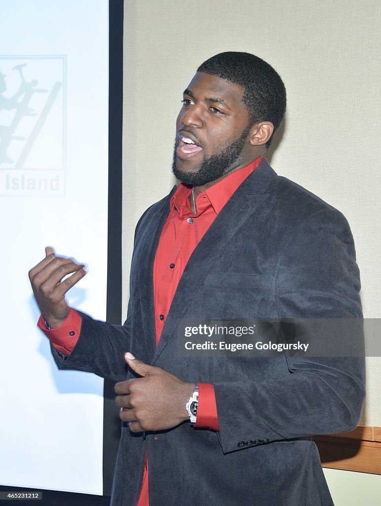 NFL Linebacker Emmanuel Acho Visits United Way Of Long Island