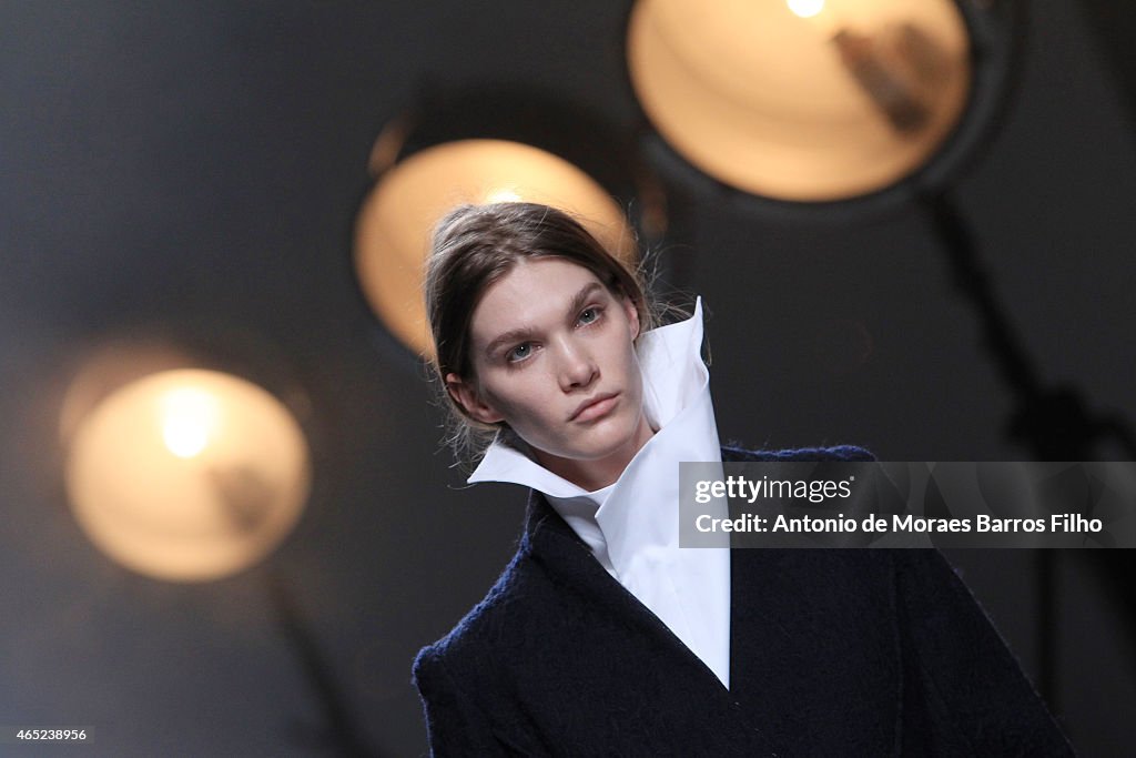 Aganovich : Runway - Paris Fashion Week Womenswear Fall/Winter 2015/2016