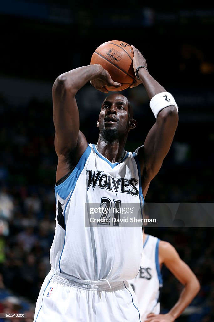 Denver Nuggets v Minnesota Timberwolves