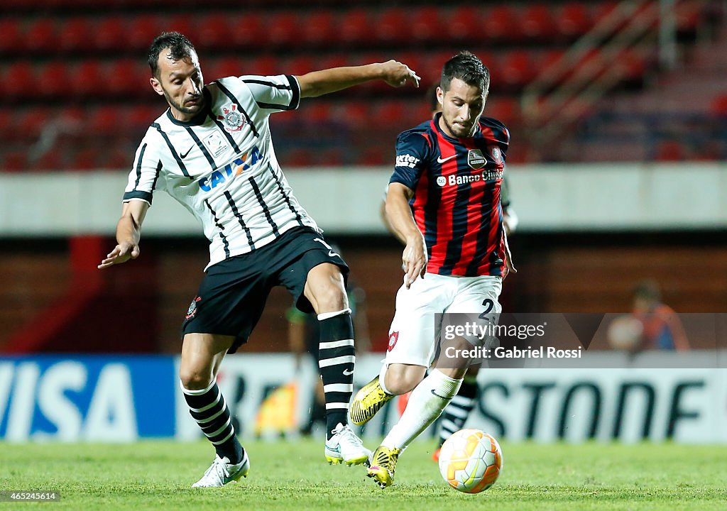 San Lorenzo v Corinthians - Copa Bridgestone Libertadores 2015