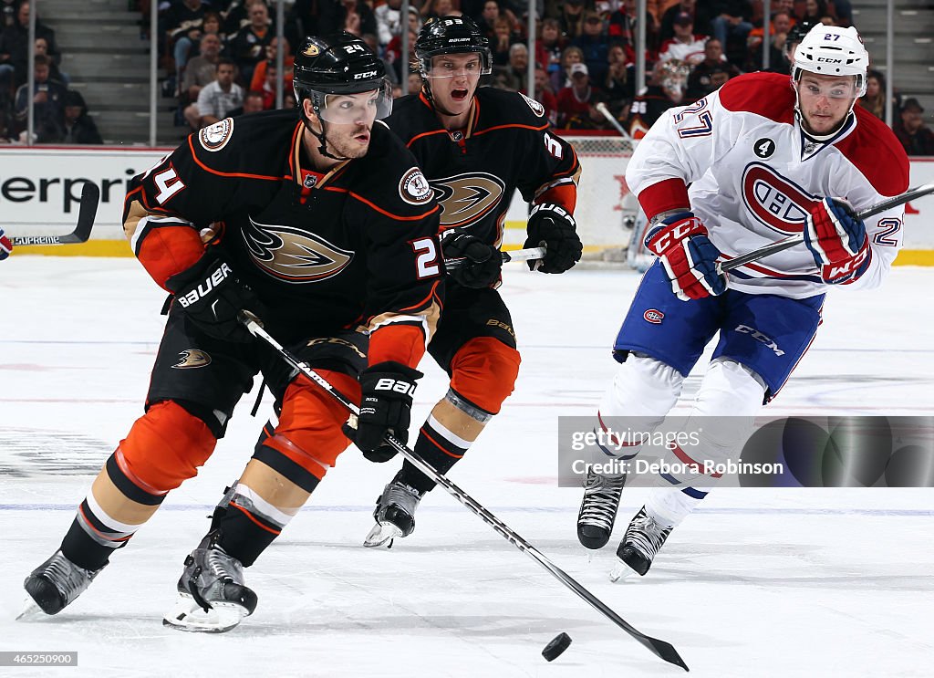 Montreal Canadiens v Anaheim Ducks