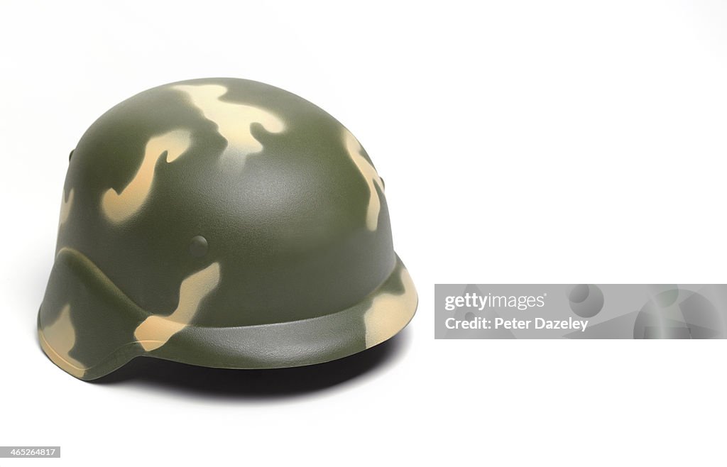 Camouflage army helm
