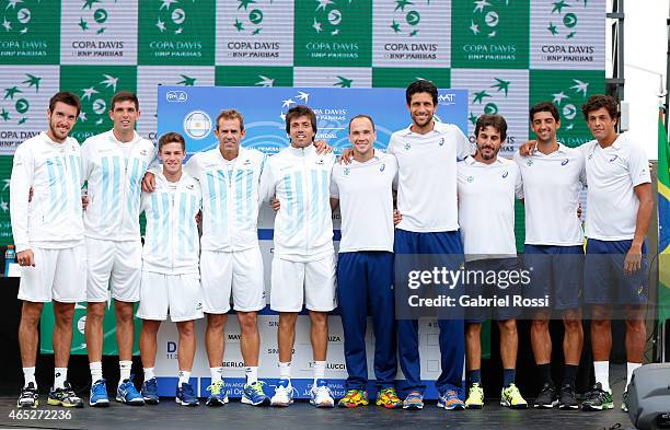 Leonardo Mayer, Federico Delbonis, Diego Schwarztman, Daniel Orsanic and Carlos Berlocq of Argentina and Bruno Soares, Marcelo Melo, Joao Zwetsch,...