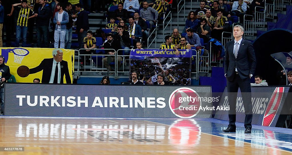 Fenerbahce Ulker Istanbul v Nizhny Novgorod - Turkish Airlines Euroleague Top 16