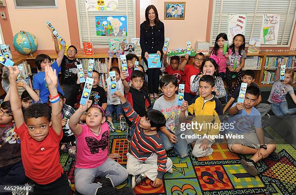 Rise Up Foundation Founder Wendy Alane Adams reads to students at the SAG Foundation BookPALS and Rise Up Foundation Kickoff National "Read To Me"...