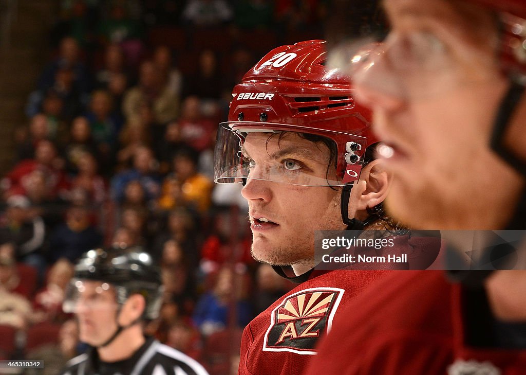 Anaheim Ducks v Arizona Coyotes