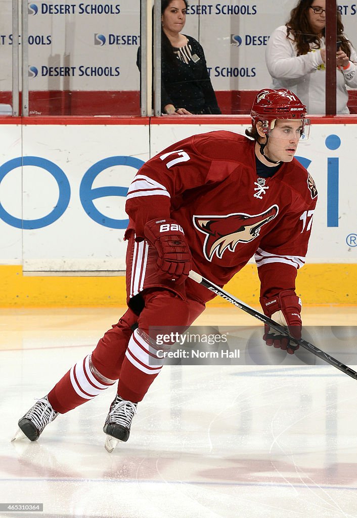 Anaheim Ducks v Arizona Coyotes