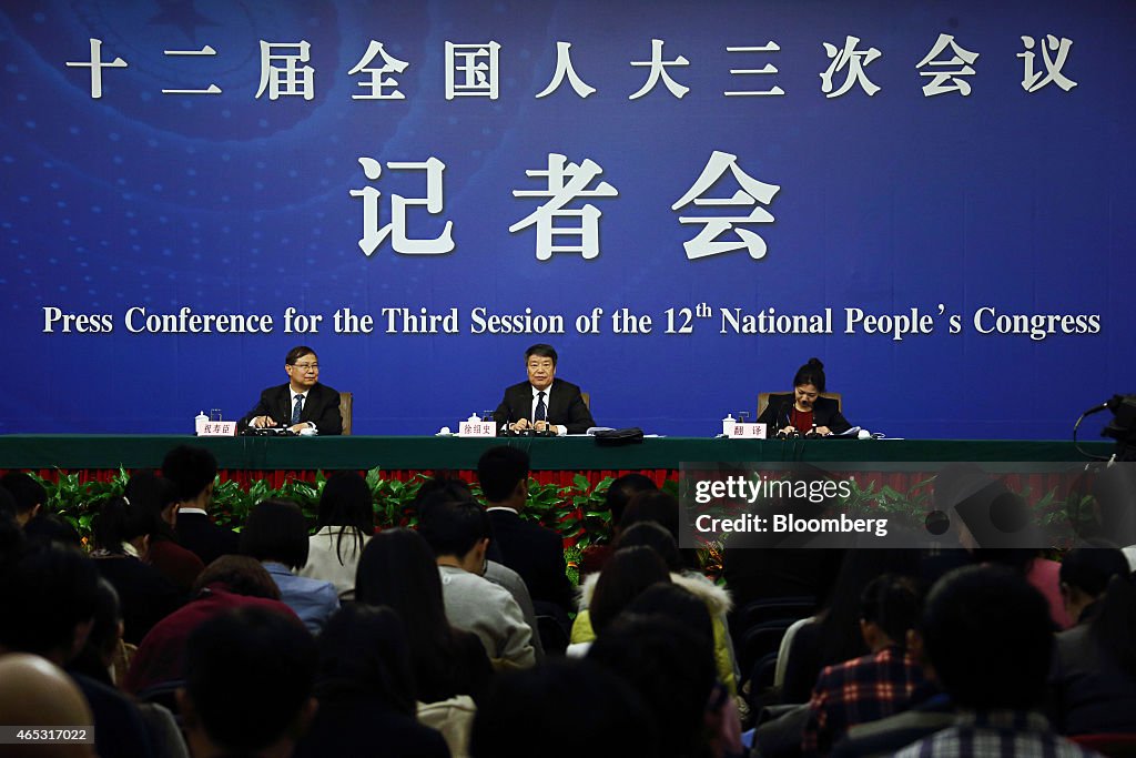Leaders Attend China's Annual National People's Congress
