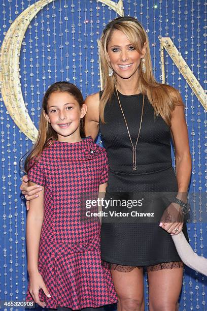 Ines Sainz and family members attend the "Cinderella" Mexico City premiere at Antara Polanco on March 5, 2015 in Mexico City, Mexico.