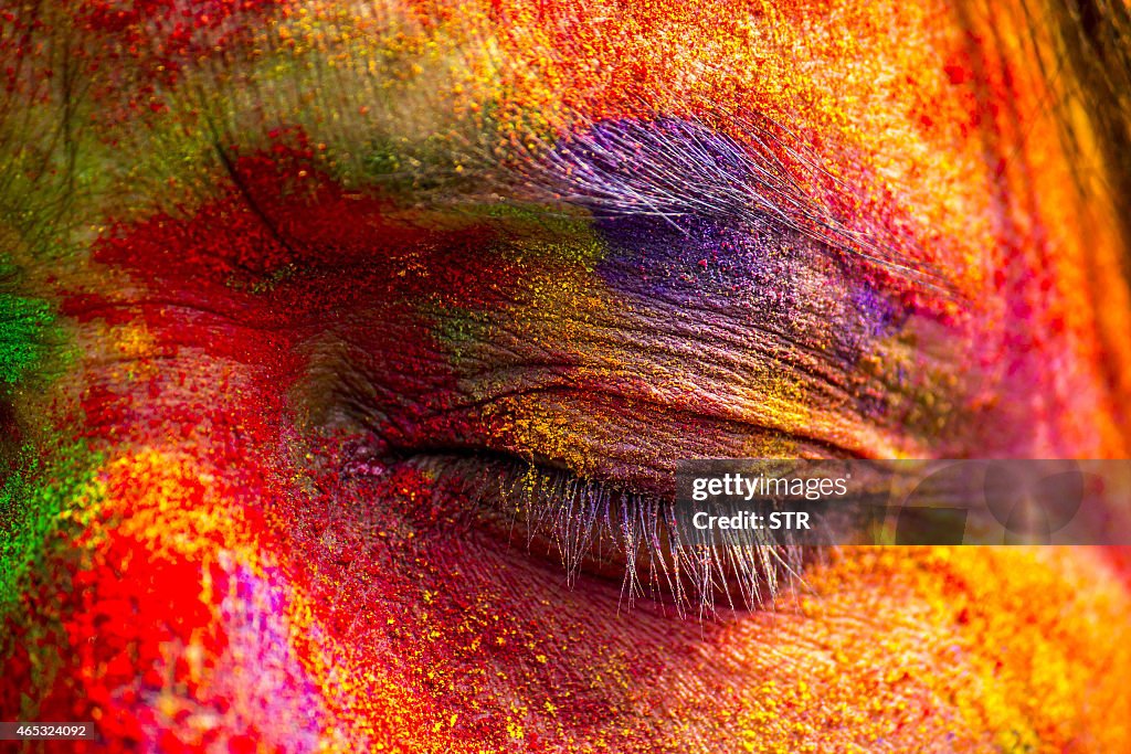 INDIA-RELIGION-FESTIVAL-HOLI