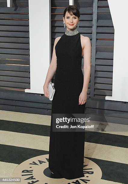 Actress Felicity Jones arrives at the 2015 Vanity Fair Oscar Party Hosted By Graydon Carter at Wallis Annenberg Center for the Performing Arts on...