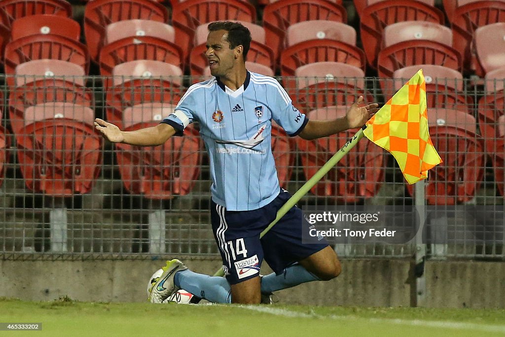 A-League Rd 20 - Newcastle v Sydney