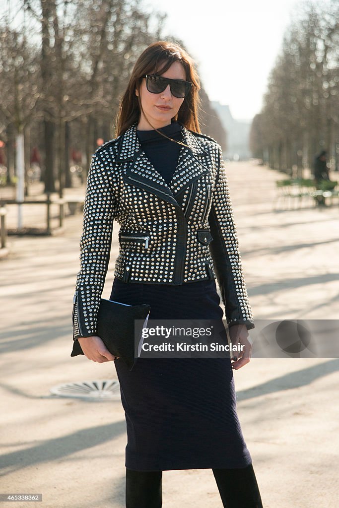 Day 3 - Street Style - Paris Fashion Week - Womenswear Fall/Winter 2015/2016