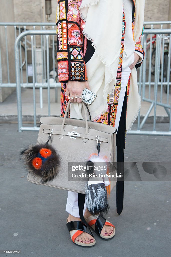 Day 3 - Street Style - Paris Fashion Week - Womenswear Fall/Winter 2015/2016