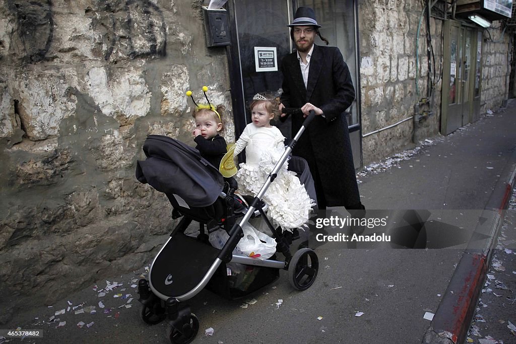 Purim celebrations in Jerusalem