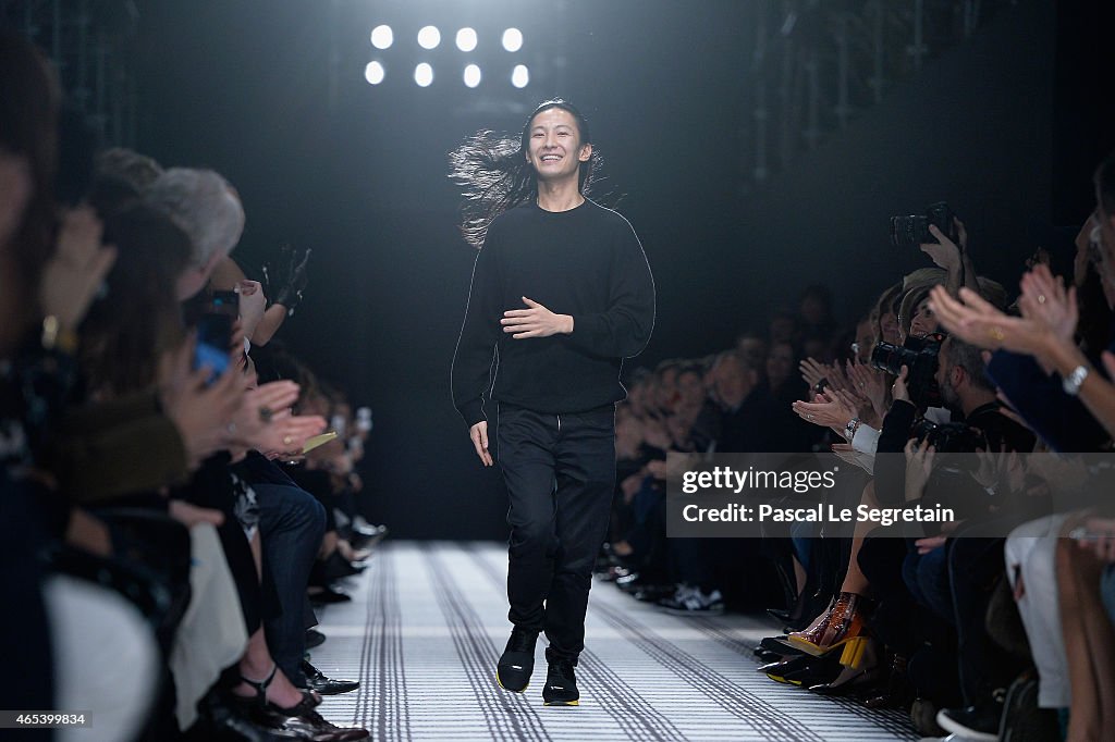 Balenciaga : Runway - Paris Fashion Week Womenswear Fall/Winter 2015/2016