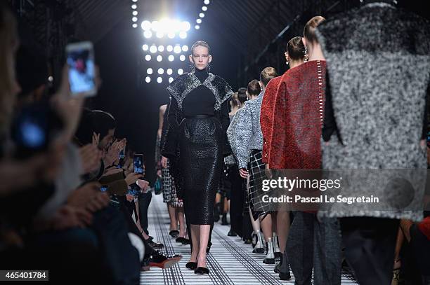 Models walk the runway during the Balenciaga show as part of the Paris Fashion Week Womenswear Fall/Winter 2015/2016 on March 6, 2015 in Paris,...