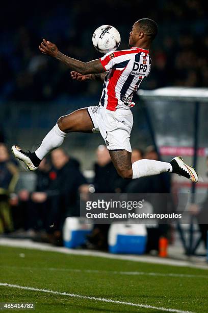 Terrel Ondaan of Willem II leaps and controls the ball with his chest during the Dutch Eredivisie match between Willem II Tilburg and FC Twente held...