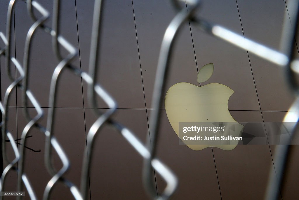 Apple Reports Quarterly Earnings