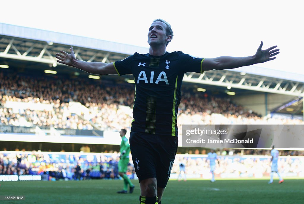 Queens Park Rangers v Tottenham Hotspur - Premier League