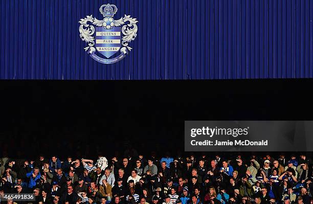 General view during the Barclays Premier League match between Queens Park Rangers and Tottenham Hotspur at Loftus Road on March 7, 2015 in London,...