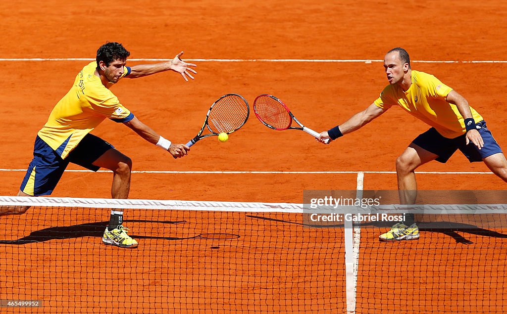 Argentina v Brazil - Davis Cup 2015 Day 2