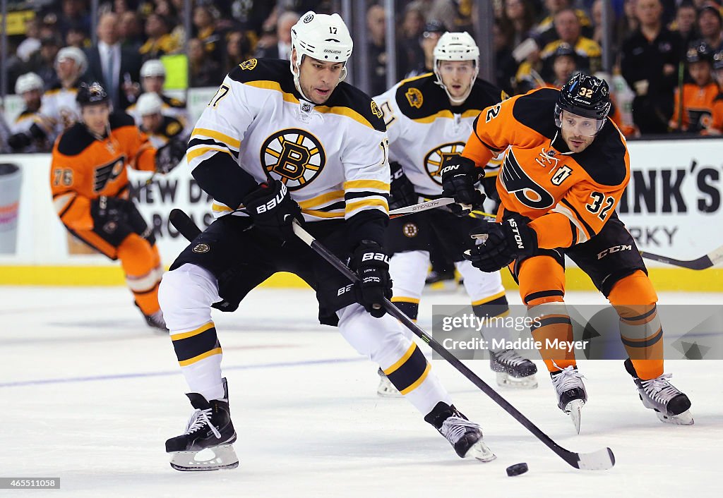 Philadelphia Flyers v Boston Bruins