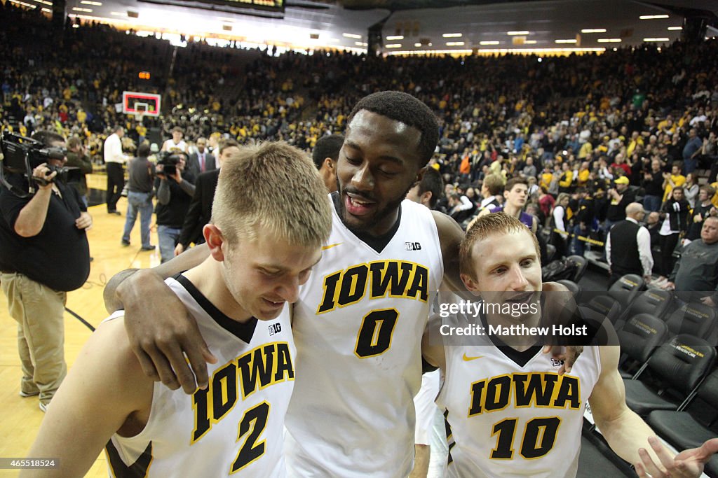 Northwestern v Iowa