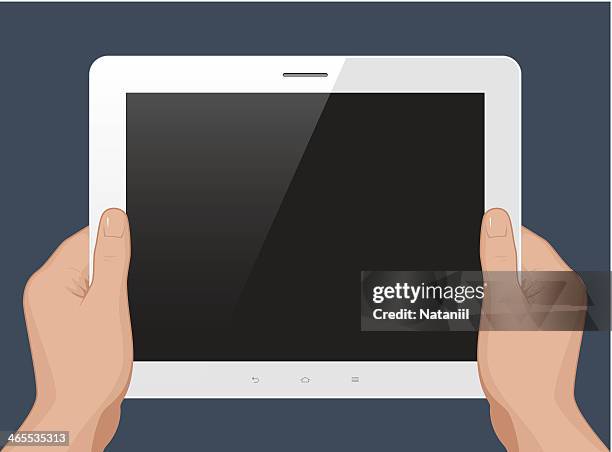 tablet-pc in den händen - leerer bildschirm stock-grafiken, -clipart, -cartoons und -symbole