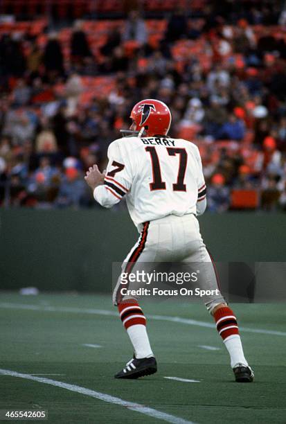 19 Bob Berry Falcons Stock Photos, High-Res Pictures, and Images - Getty  Images