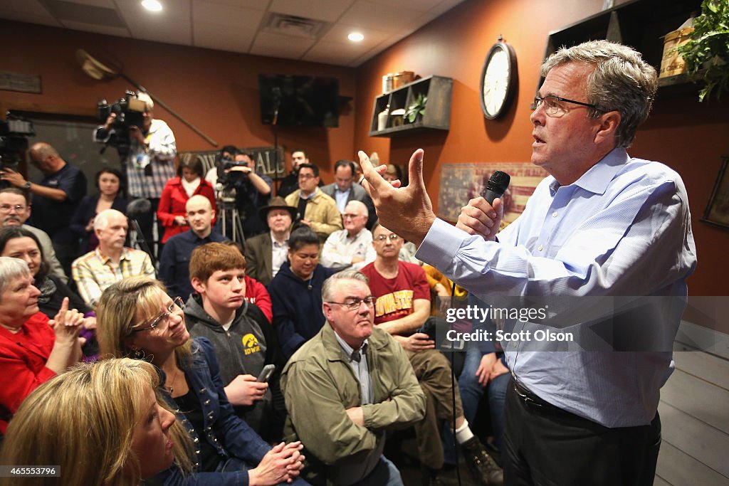 Jeb Bush Speaks To Iowans After Ag Summit